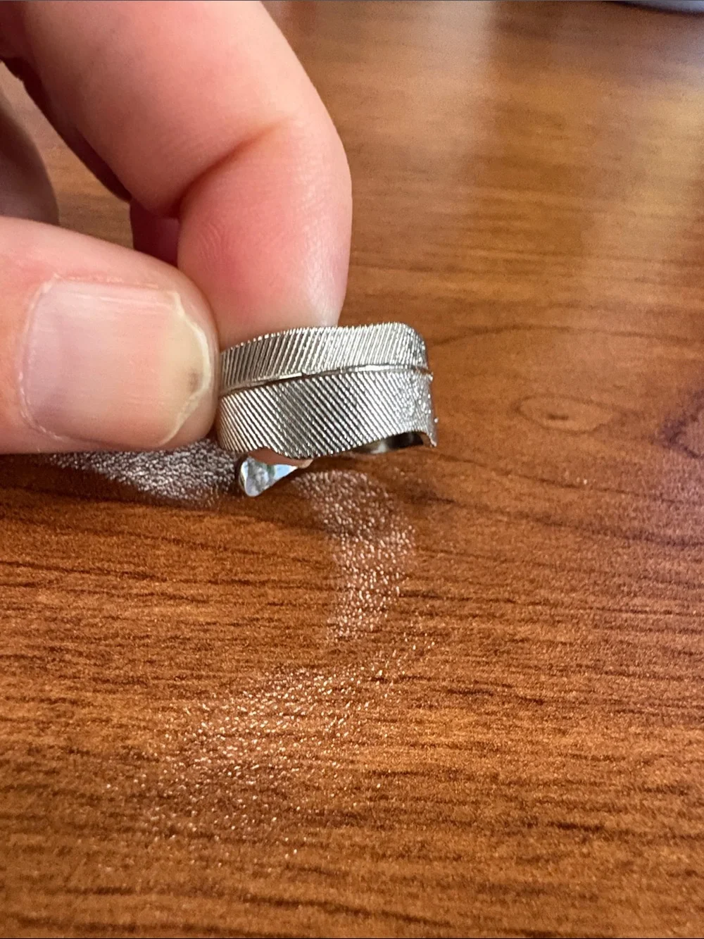 Silver Textured Wearable Ring - Sleek Diagonal Pattern